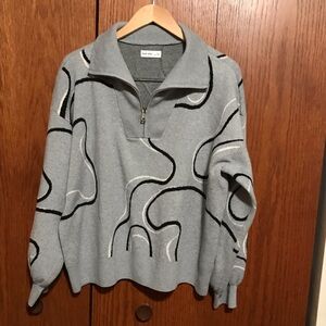 Women’s Nine West Size XXL Gray V-Neck Sweater with Black Accents 3/4 Zipper